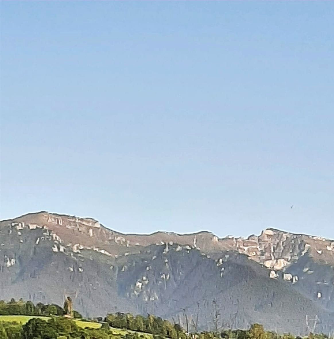 Crestele munților